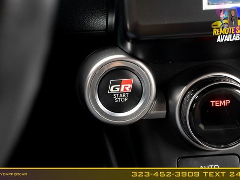 Used 2022 Toyota GR86 w/ ALL Weather Mat Package (TMS) RWD image 25