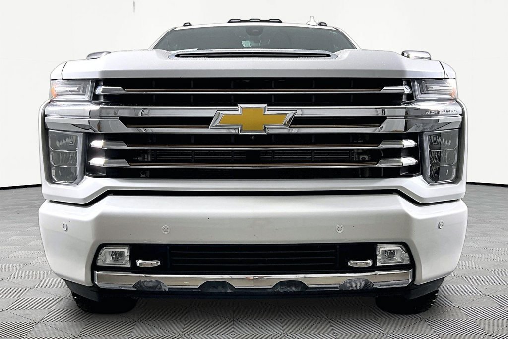 Used 2021 Chevrolet Silverado 3500 High Country AWD/4WD image 2
