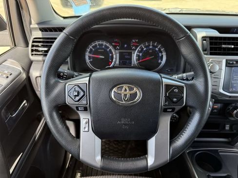 Used 2017 Toyota 4Runner SR5 RWD image 14