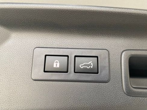 Used 2025 Subaru Forester Limited AWD/4WD image 8