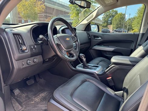 Used 2022 Chevrolet Colorado ZR2 AWD/4WD image 11