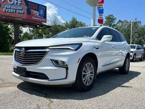 Used 2024 Buick Enclave Premium image 7