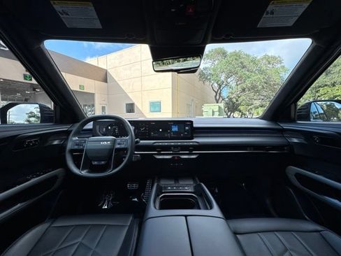 Used 2027 Kia Telluride X-Line SX Prestige w/ Towing Package AWD/4WD image 11
