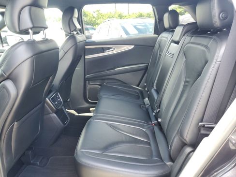 Used 2019 Lincoln Nautilus Select w/ Cargo Utility Package image 11