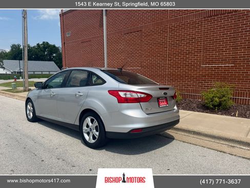 Used 2014 Ford Focus SE FWD image 3