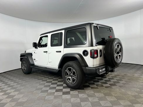 Used 2021 Jeep Wrangler Unlimited Sport image 9