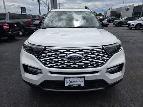 Certified 2023 Ford Explorer Platinum w/ Technology Package AWD/4WD image 3