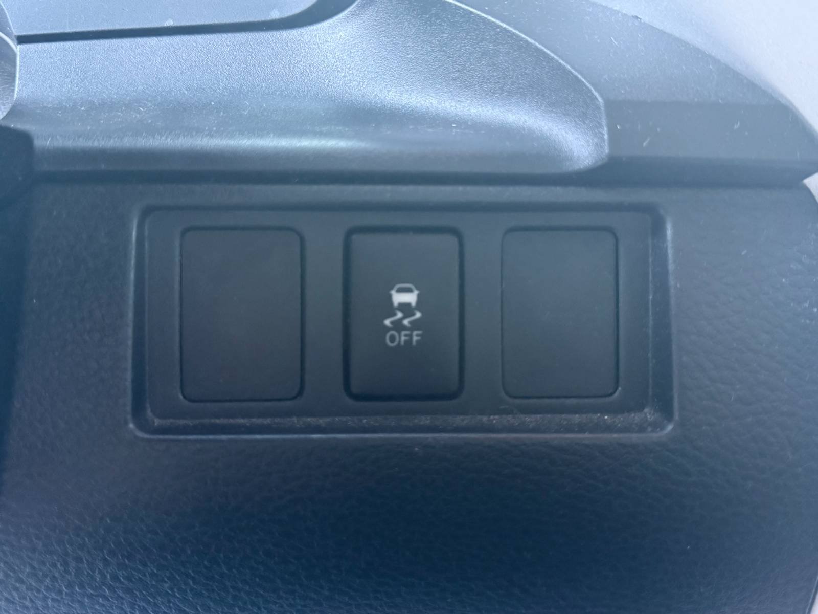 Used 2015 Toyota Tundra SR5 AWD/4WD image 38