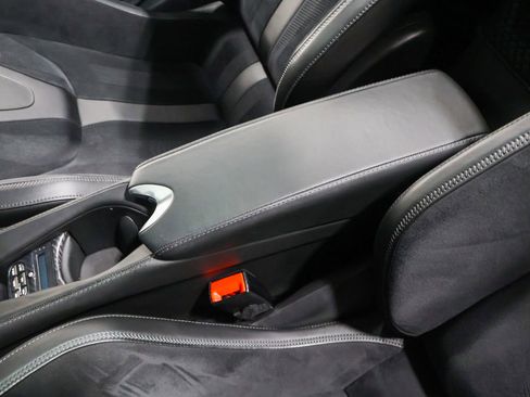 Used 2018 McLaren 720S image 38