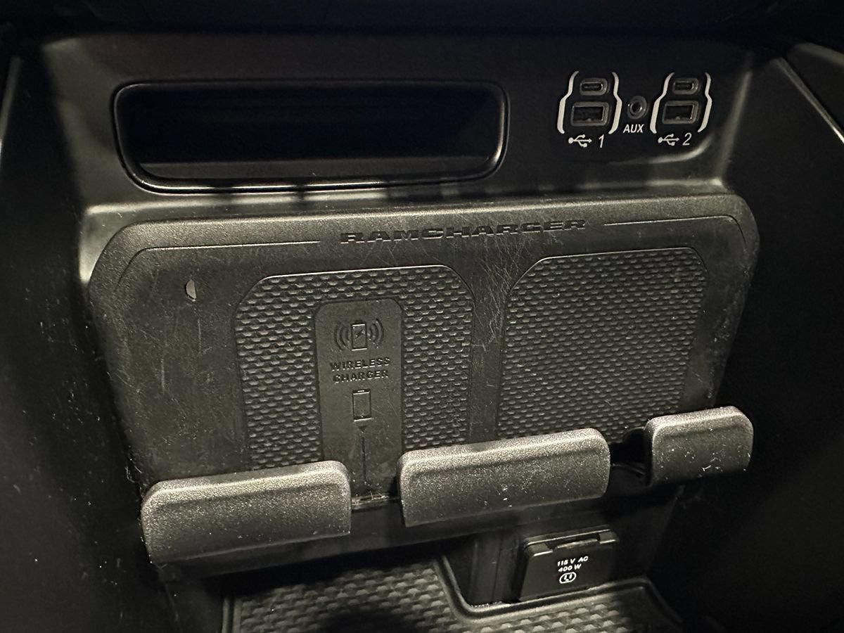 Used 2022 RAM 1500 Limited AWD/4WD image 38