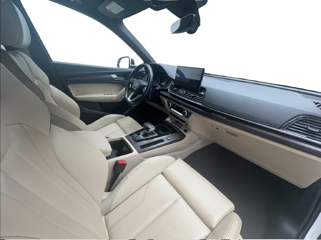Used 2023 Audi Q5 2.0T Premium w/ Convenience Package AWD/4WD image 30