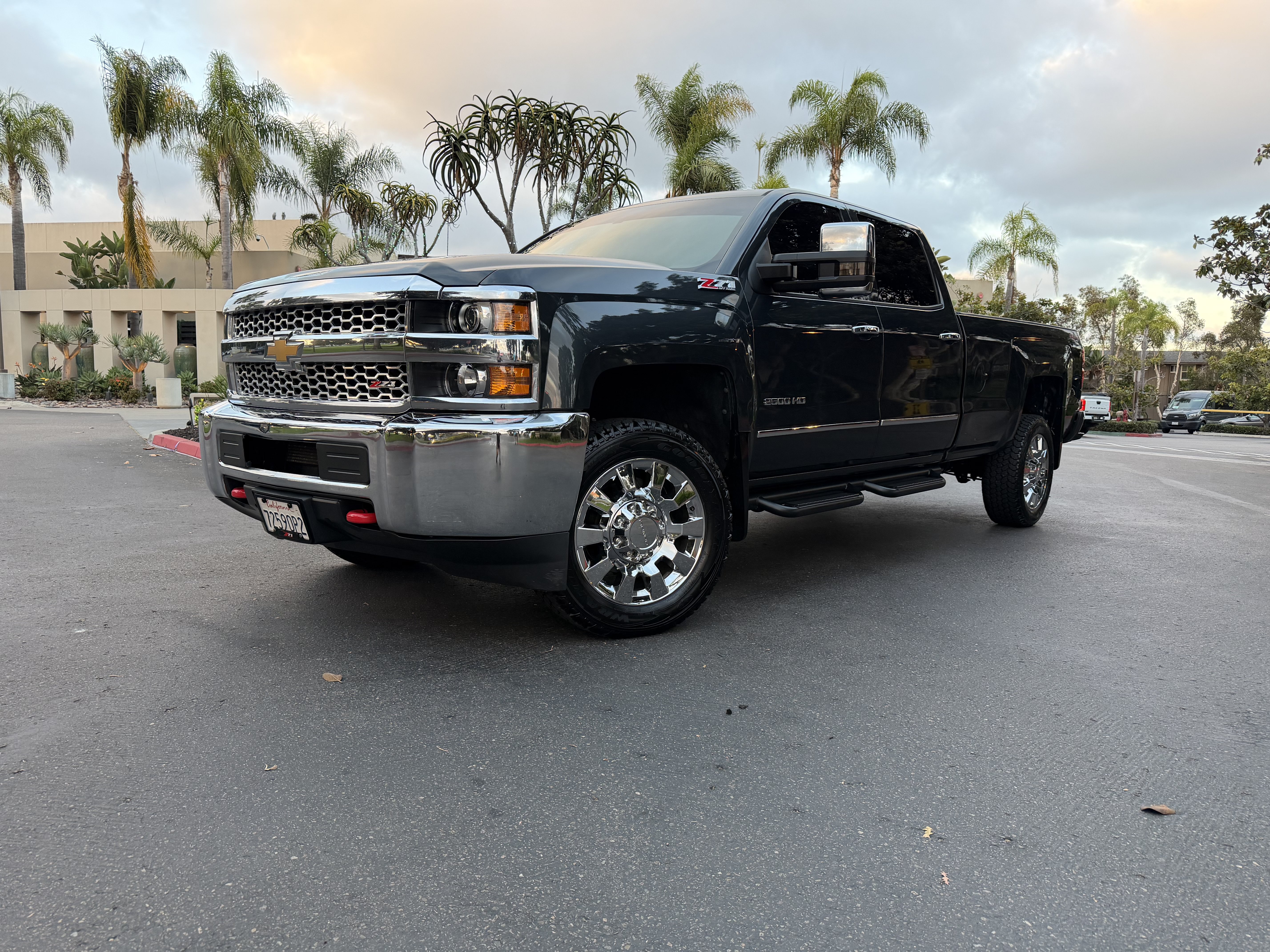 Used 2019 Chevrolet Silverado 2500 W/T w/ WT Convenience Package AWD/4WD image 1