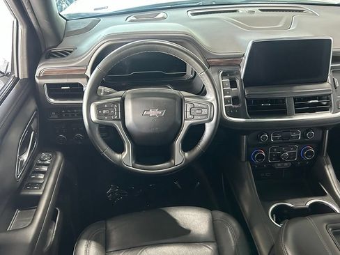 Used 2024 Chevrolet Suburban Z71 w/ Off-Road Capability Package AWD/4WD image 9