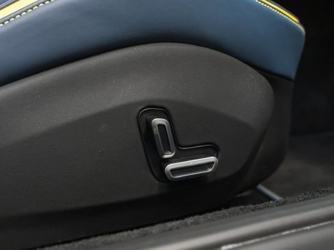 Certified 2024 Ferrari Roma image 23