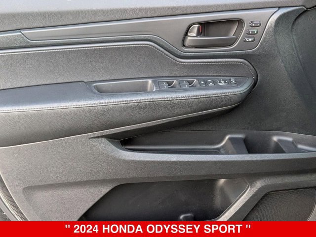 Used 2024 Honda Odyssey Sport image 10