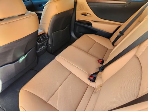 New 2025 Lexus ES 350 w/ Premium Package image 20