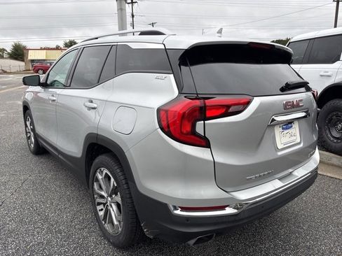 Used 2019 GMC Terrain SLT w/ Preferred Package image 6