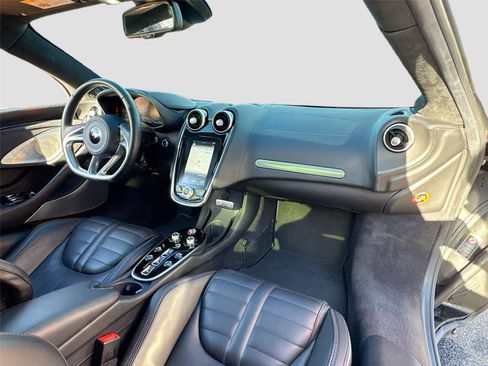 Used 2025 McLaren GTS image 33