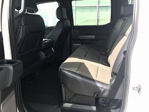 New 2025 Ford F150 Lariat w/ Equipment Group 502A High image 21