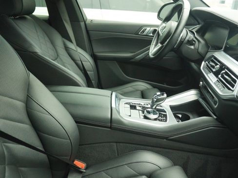 Used 2023 BMW X6 xDrive40i w/ M Sport Package AWD/4WD image 9