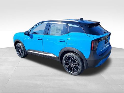 New 2026 Nissan Kicks SR w/ SR Premium Package image 3