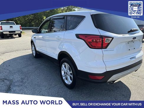 Used 2019 Ford Escape SE AWD/4WD image 2