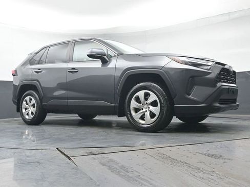 Used 2023 Toyota RAV4 LE image 37