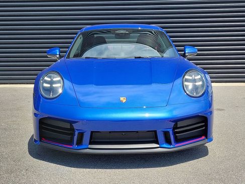 Used 2026 Porsche 911 Carrera T RWD image 10