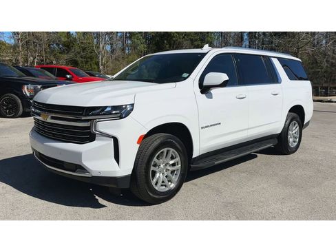 Certified 2024 Chevrolet Suburban LT image 4