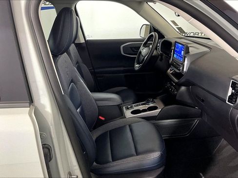 Certified 2024 Ford Bronco Sport Outer Banks w/ Tech Package AWD/4WD image 6