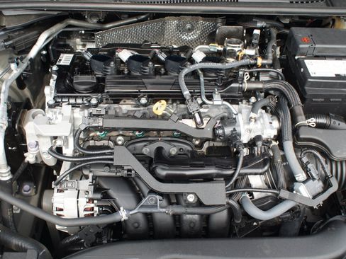 Used 2026 Toyota Corolla SE FWD image 25