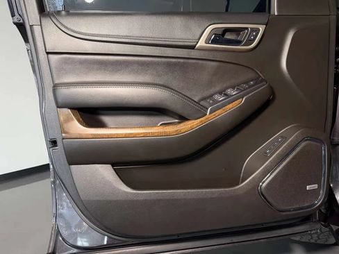 Used 2018 GMC Yukon Denali RWD image 25