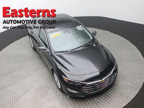 Used 2024 Chevrolet Malibu LT image 4