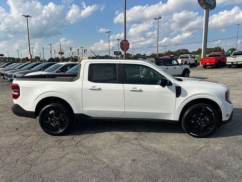New 2025 Ford Maverick Lariat w/ Black Appearance Package image 2