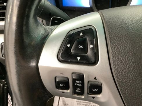 Used 2015 Ford Explorer Sport image 15