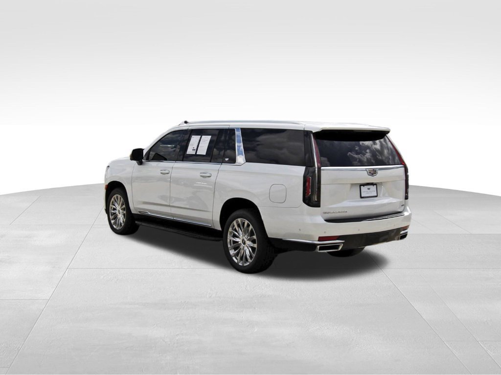 Used 2023 Cadillac Escalade ESV Premium Luxury AWD/4WD image 3