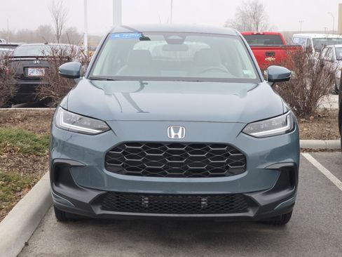 Certified 2023 Honda HR-V LX image 4