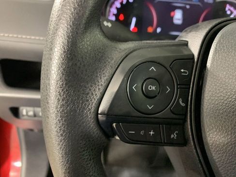 Used 2024 Toyota RAV4 LE AWD/4WD image 19