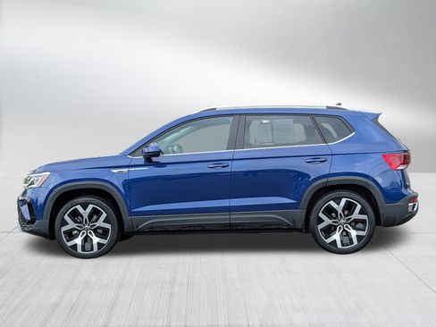 Used 2023 Volkswagen Taos SEL AWD/4WD image 4