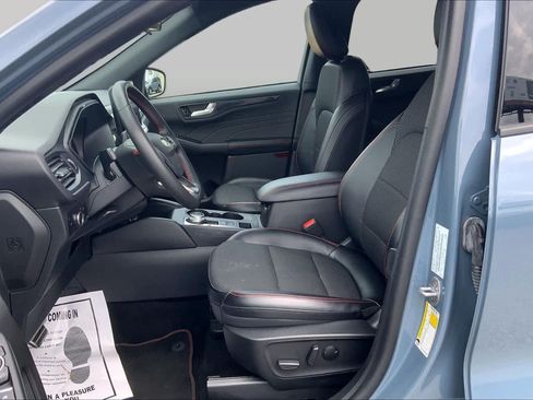 Certified 2023 Ford Escape ST-Line w/ Tech Pack #1 FWD image 8