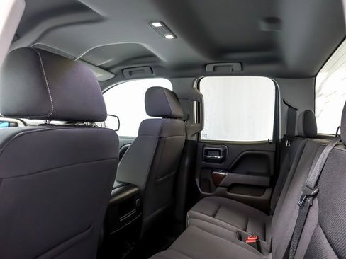 Used 2018 GMC Sierra 1500 SLE w/ SLE Value Package image 15