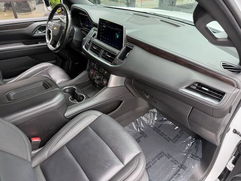 Used 2023 Chevrolet Tahoe LT w/ Luxury Package RWD image 34