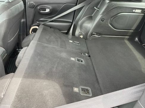 Used 2016 Jeep Renegade 75th Anniversary FWD image 53