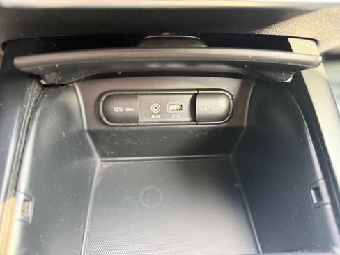 Used 2016 Kia Sorento FWD w/ LX Convenience Package image 25