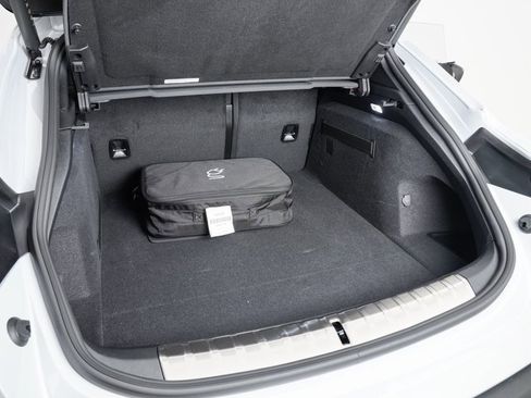 New 2025 Porsche Taycan 4S image 26