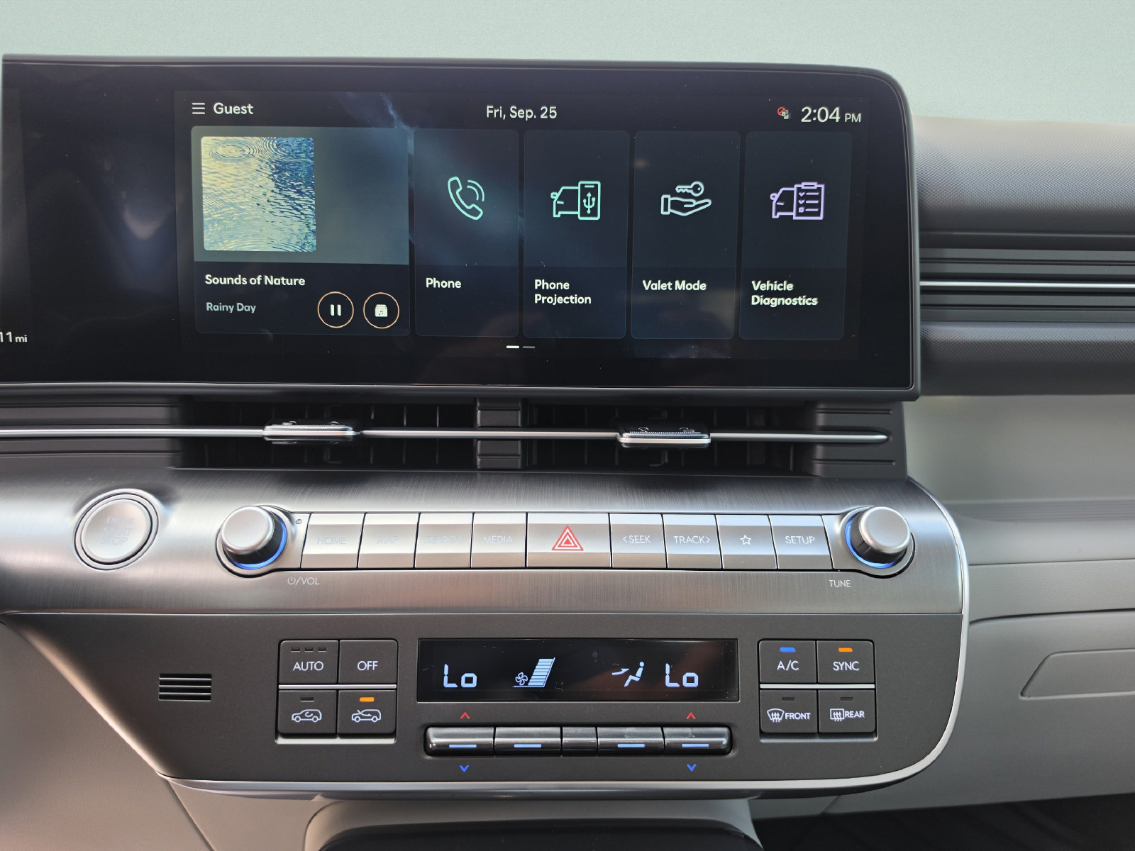 New 2027 Hyundai Kona Limited FWD image 24