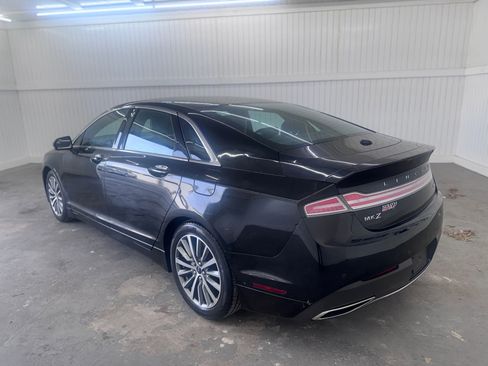 Used 2017 Lincoln MKZ Premiere FWD image 7