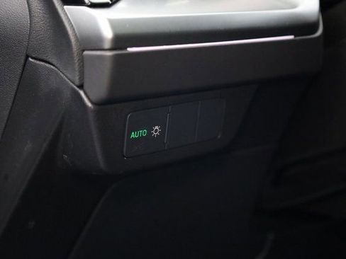 Used 2024 Audi Q4 e-tron Premium Plus w/ Premium Plus image 12