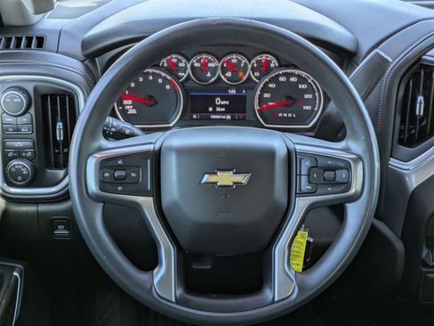 Used 2020 Chevrolet Silverado 1500 LT image 17