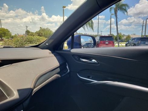 Used 2022 Cadillac XT4 Sport FWD image 31